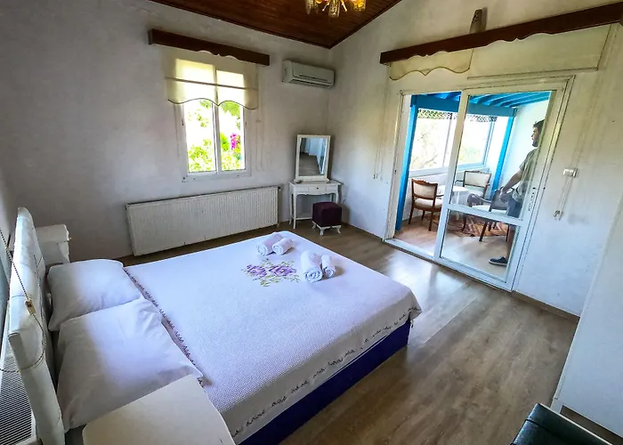 Zeren Hotel Alaçatı